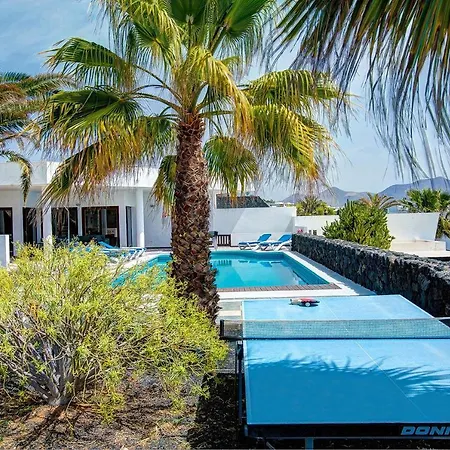 Rodea Cuatro By Plus Playa Blanca (Lanzarote)